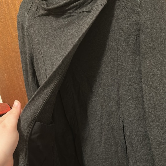 Lululemon Wrap Jacket - Picture 3 of 8